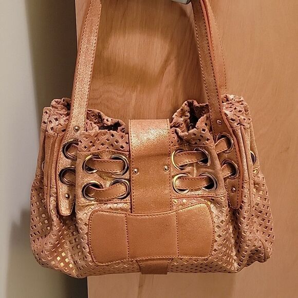 Jimmy Choo Tan Metallic Riki Shoulder Bag - Picture 4 of 14